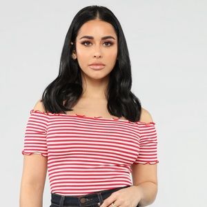 Ruffled of the shoulder red and white shirt